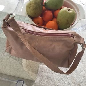 Wilson’s Leather bag